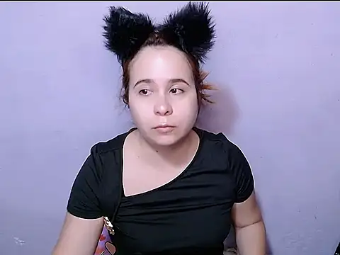 SubLayla01 online show from 01/17/26, 06:33