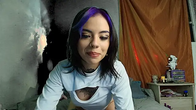 Alicia Ortiiz online show from 01/18/25, 12:02