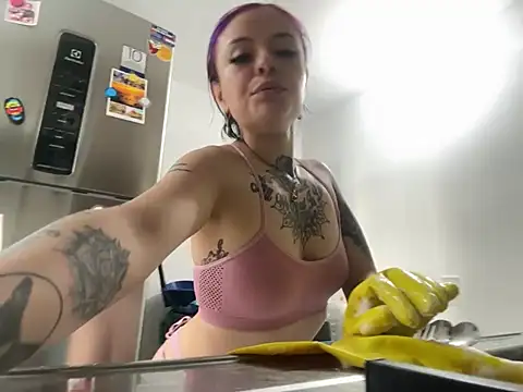 Alicia Ortiiz online show from 12/20/24, 09:17