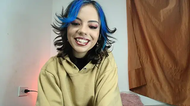 Alicia Ortiiz online show from 03/15/25, 02:03