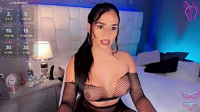 Snapshot of Franciis_4u chatting on 10/08/25, 07:43 Franciis 4u online show from 10/08/25, 07:43