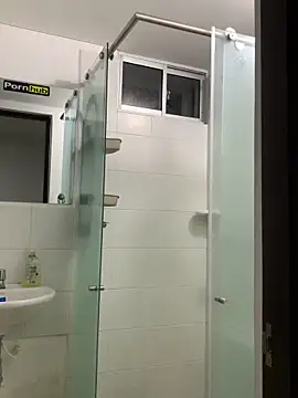 JovenDesobediente online show from 04/23/26, 04:19