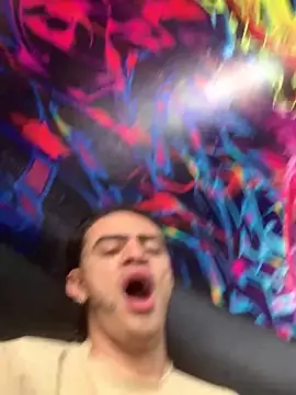 JovenDesobediente online show from 04/04/26, 07:42