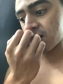 JovenDesobediente online show from 10/25/25, 01:05