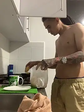 JovenDesobediente online show from 10/18/25, 05:20