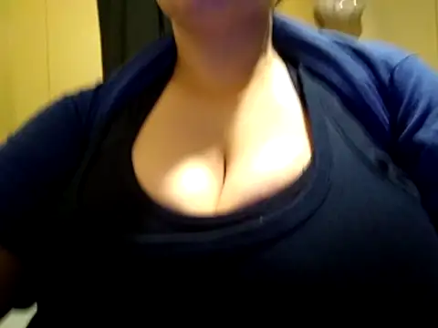 missthickness35 Pika online show from 12/01/25, 12:11