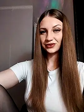 Snapshot of Verka199 chatting on 10/10/25, 06:31 Verka199 online show from 10/10/25, 06:31