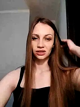 Snapshot of Verka199 chatting on 03/07/25, 09:59 Verka199 online show from 03/07/25, 09:59