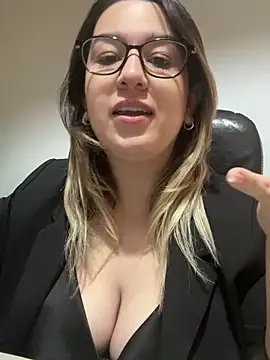 amooraaamoon online show from 01/07/26, 12:54