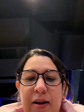 amooraaamoon online show from 11/17/25, 01:15