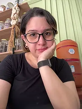 amooraaamoon online show from 10/16/25, 01:08