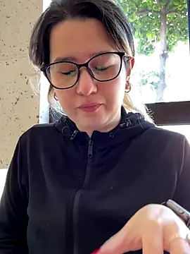 amooraaamoon online show from 09/26/25, 12:34