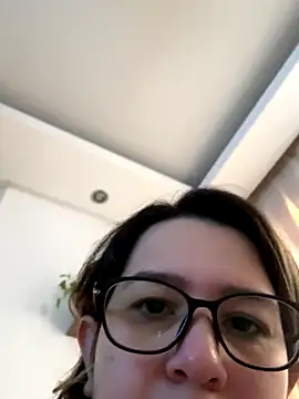 amooraaamoon online show from 09/28/25, 11:17