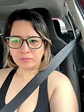 amooraaamoon online show from 11/28/25, 02:06