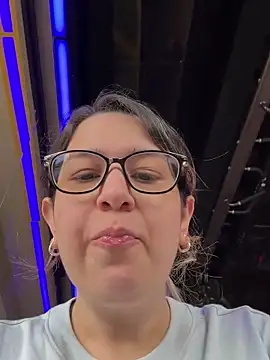 amooraaamoon online show from 11/14/25, 02:54