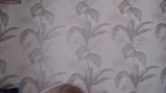 Snapshot of CamDiva113 chatting on 02/21/26, 11:45 CamDiva113 online show from 02/21/26, 11:45