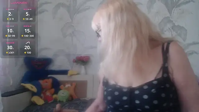 CamDiva113 online show from 05/08/26, 01:42