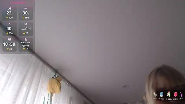 CamDiva113 online show from 04/13/26, 06:39