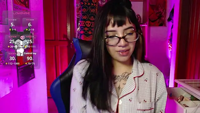 ninfa1 ch online show from 12/18/25, 12:49