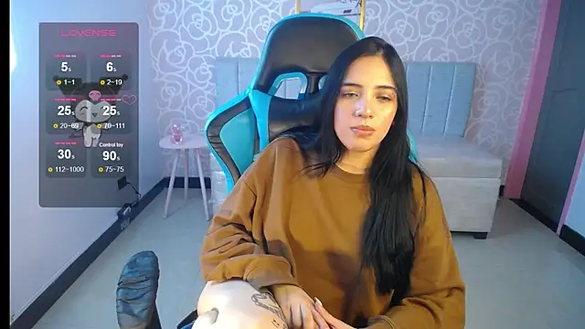 Snapshot of ninfa1_ch chatting on 01/29/25, 07:43 ninfa1 ch online show from 01/29/25, 07:43