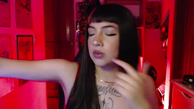 ninfa1 ch online show from 11/27/25, 12:11