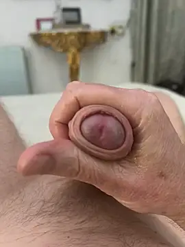 les-machinesxh online show from 12/22/25, 04:01