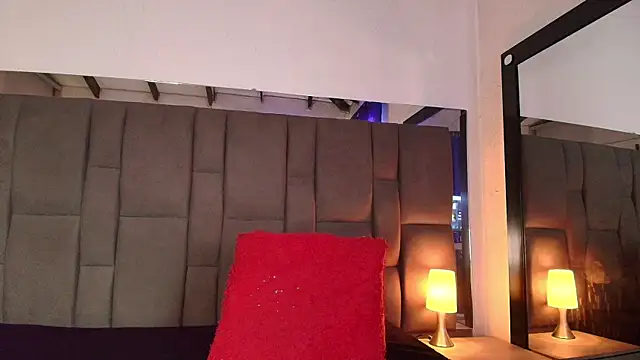 SELENA BIGBOOBS online show from 05/21/26, 02:14