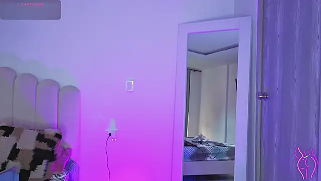 charlotte 002 online show from 03/21/26, 05:06