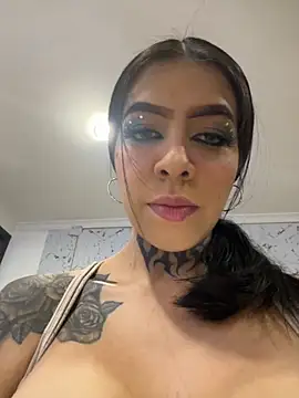 AbbyFtLuna online show from 10/05/25, 06:20