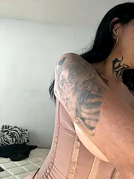 AbbyFtLuna online show from 10/08/25, 06:19