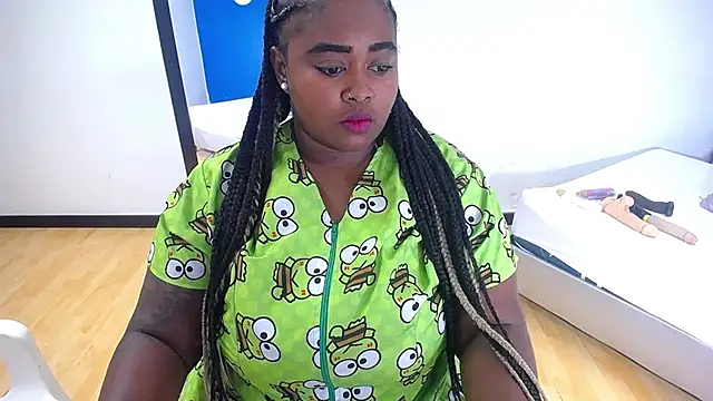 Snapshot of exotic_karmella chatting on 09/20/25, 08:47 exotic karmella online show from 09/20/25, 08:47