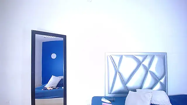 exotic karmella online show from 11/26/25, 09:04