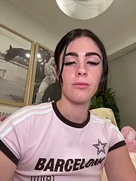 aus queen online show from 04/14/26, 10:15