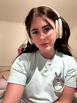 aus queen online show from 10/30/25, 03:53