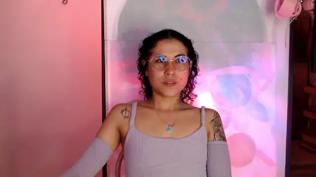 Hellen dumont online show from 03/06/26, 02:06