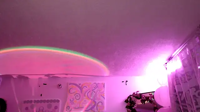 Hellen dumont online show from 04/19/26, 02:34