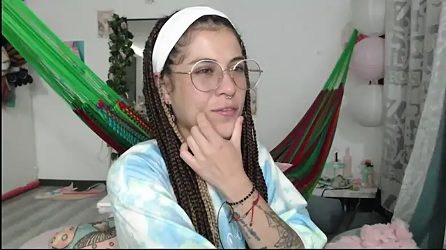 Hellen dumont online show from 05/14/26, 02:19