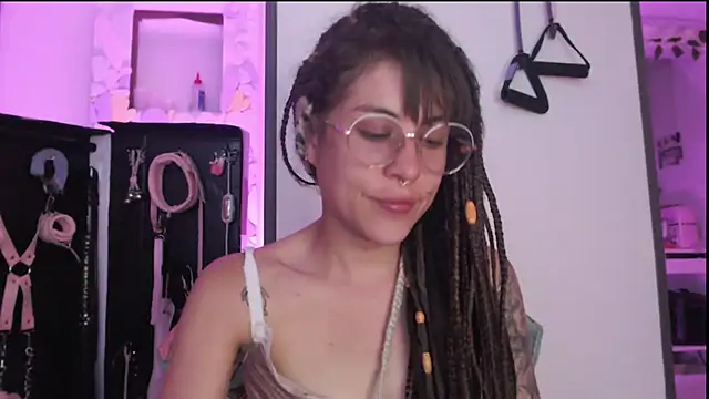 Hellen dumont online show from 06/25/26, 05:23