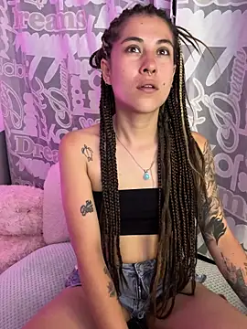 Hellen dumont online show from 05/05/26, 01:52