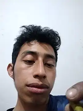 Snapshot of Flaquito_pitudo chatting on 01/18/25, 03:20 Flaquito pitudo online show from 01/18/25, 03:20