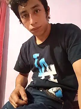 Snapshot of Flaquito_pitudo chatting on 10/01/25, 08:35 Flaquito pitudo online show from 10/01/25, 08:35