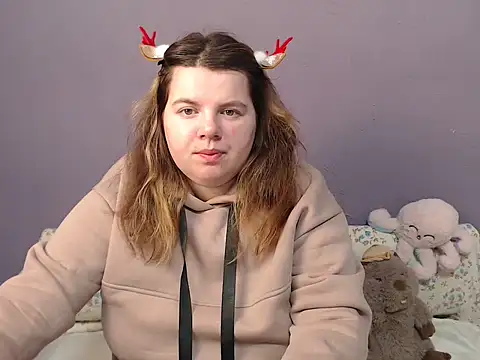 so shy online show from 12/15/25, 07:14