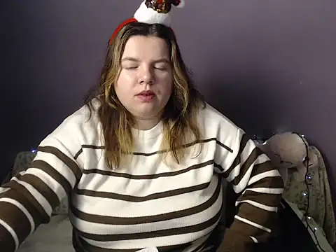 so shy online show from 12/21/25, 07:21