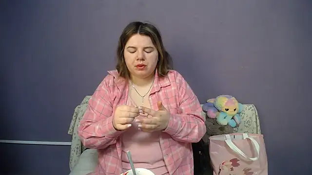 so shy online show from 04/26/26, 06:43