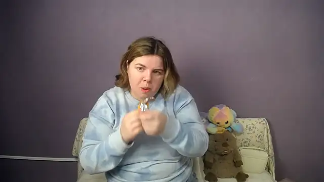 so shy online show from 03/16/26, 07:12