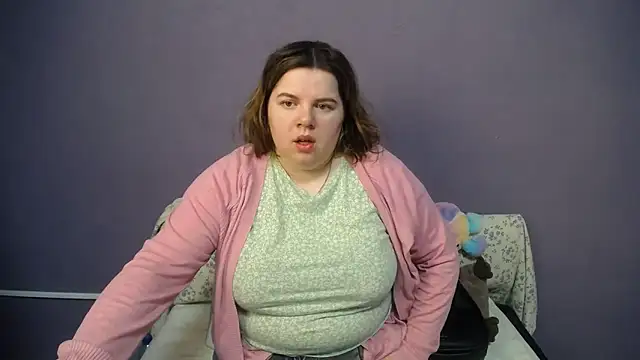 so shy online show from 04/19/26, 06:25