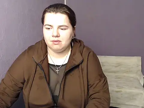 so shy online show from 09/12/25, 06:13