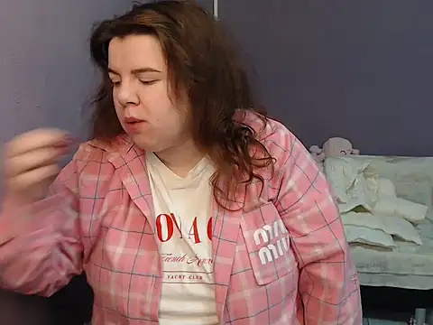 so shy online show from 10/19/25, 07:00