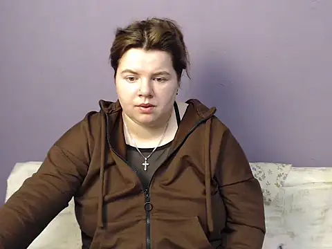 so shy online show from 11/11/25, 07:47