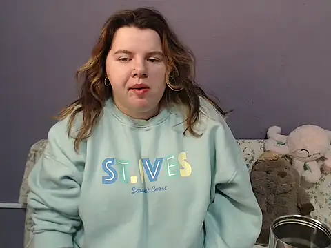 so shy online show from 12/04/25, 07:40